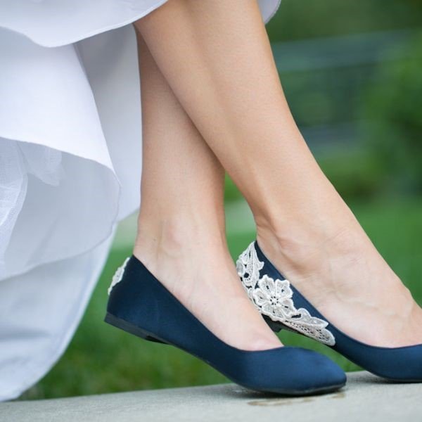 Right Shoes for Your Navy Blue Dress